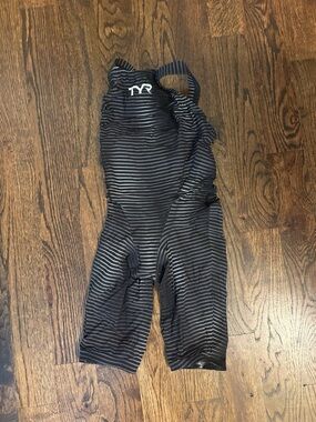 TYR Black and Gray Striped Women's One-Piece Kneesuit